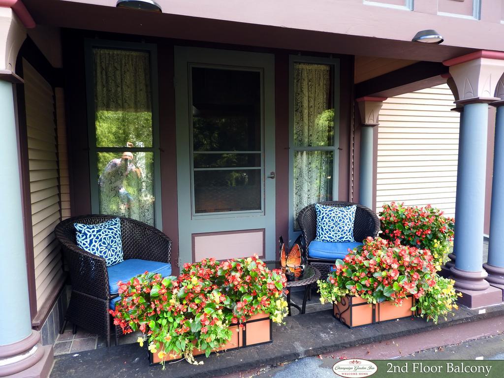 Champaign Garden Inn Exterior foto